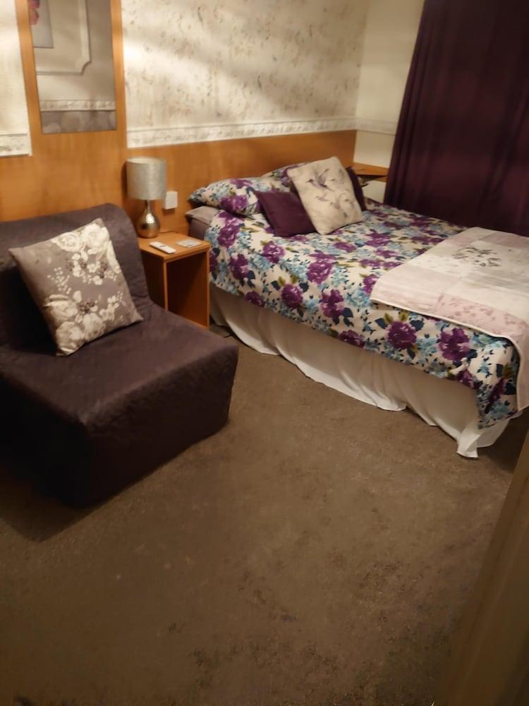 The Golden Sands B&B Блекпул Екстериор снимка