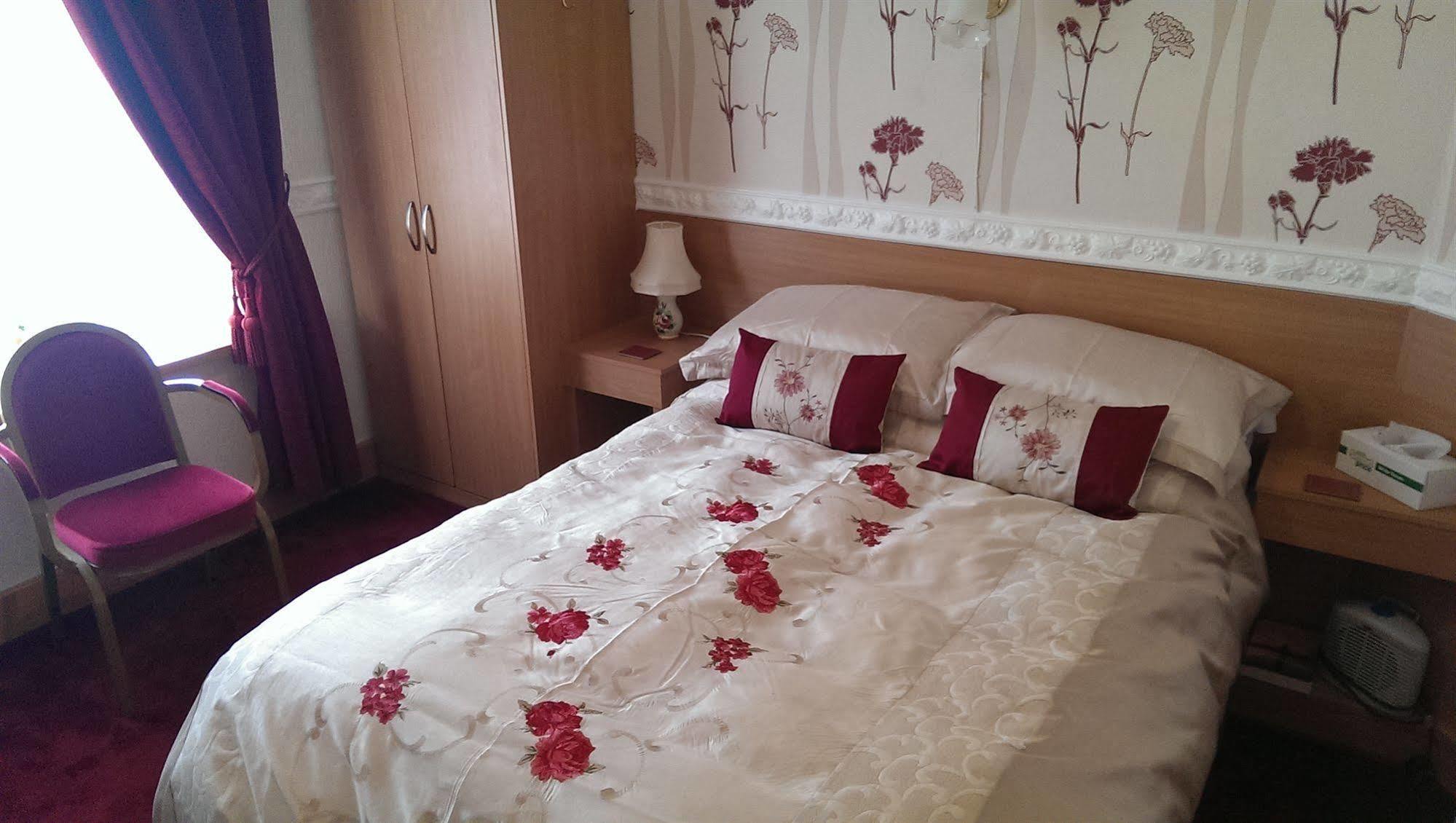 The Golden Sands B&B Блекпул Екстериор снимка